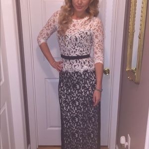 Tadashi Lace ombré Gown long sleeves